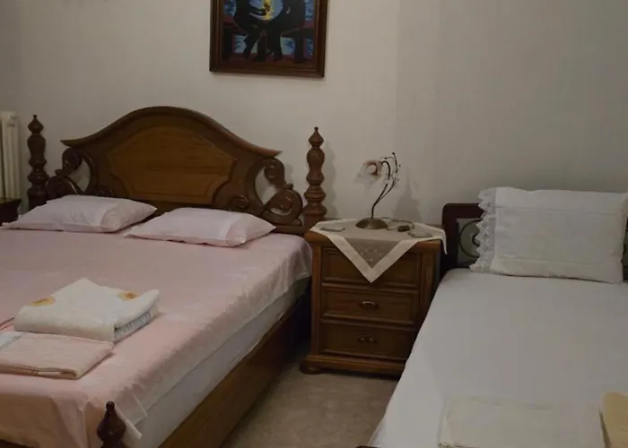 Apartman Lace Elegance
